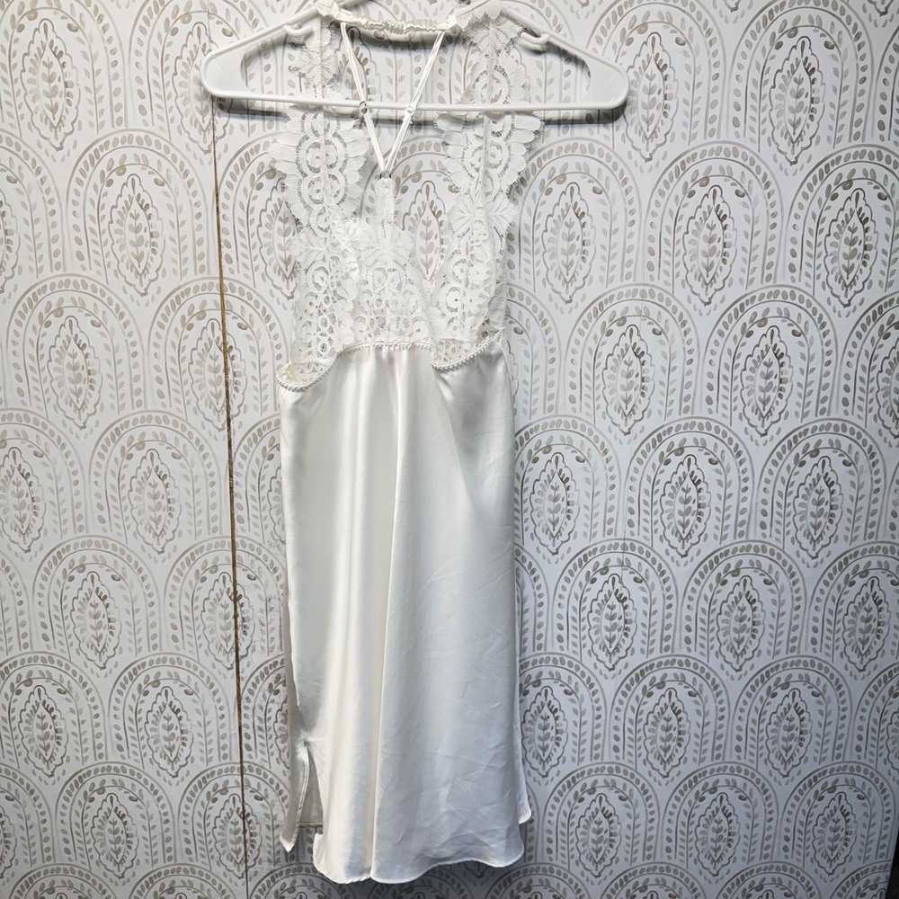 Victoria's Secret Slip Dress Women M White Lace Satin Strappy Bridal Nightgown - Picture 8 of 9